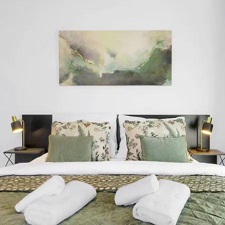 Urban White Oasis In Centre Bratislava