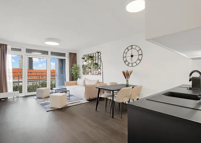 Urban White Oasis In Centre شقة *