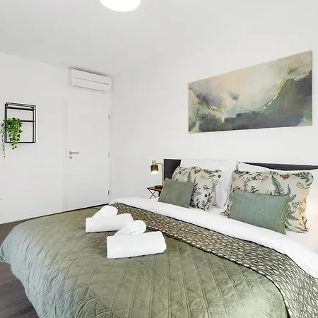 Lejlighed Urban White Oasis In Centre