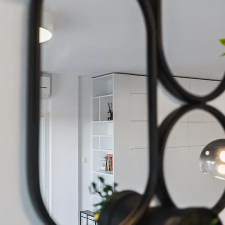 Urban White Oasis In Centre Lejlighed *